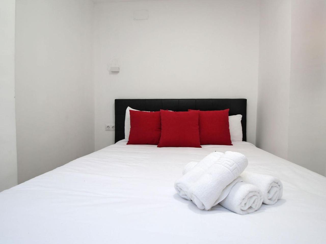 Del Parque Flats Beatas Lägenhet Málaga Exteriör bild